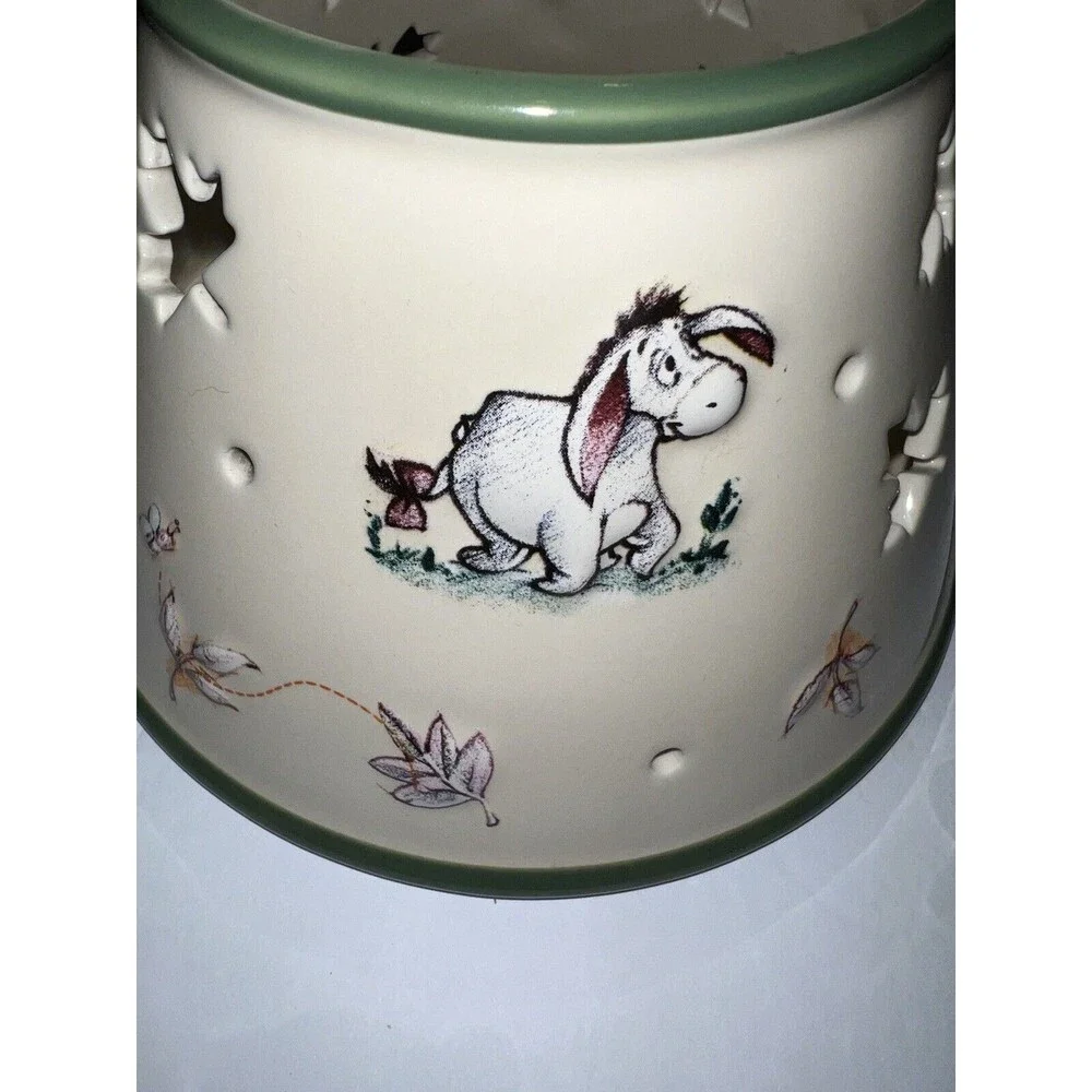 Disney Parks Winnie the Pooh & Friends Ceramic Jar Candle Lamp Shade Topper Only